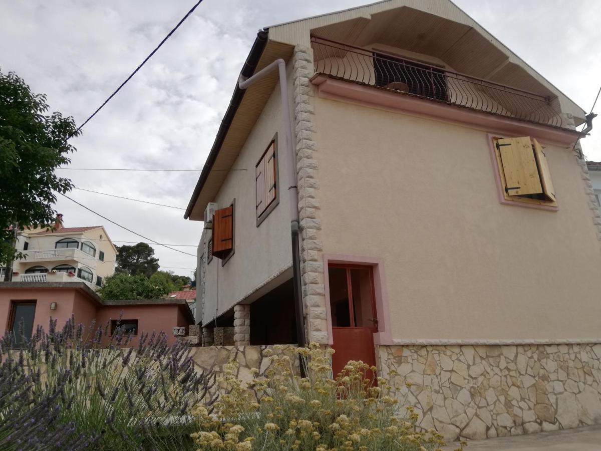 Apartman Cvita Ткон Екстериор снимка